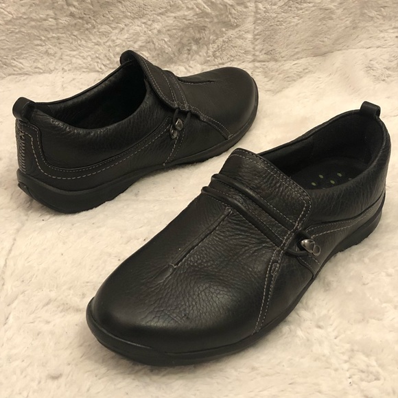 Clarks Shoes Clarks Wave Navy Blue Leather Slip On Shoes 85m Poshmark